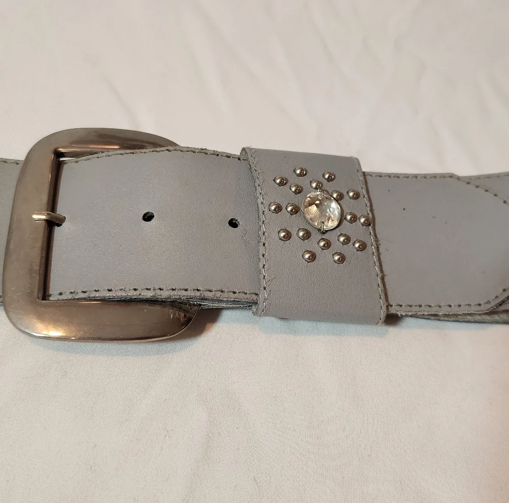 Gray Leather Belt with Silver Buckle 39in Minor Flaws